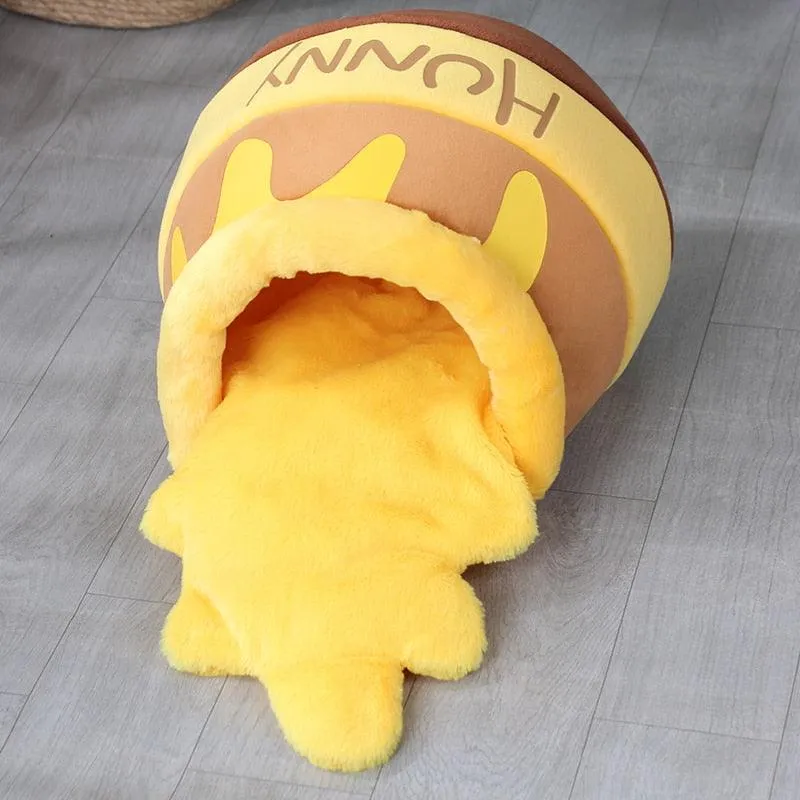 Hunny Jar Cozy Cat Bed