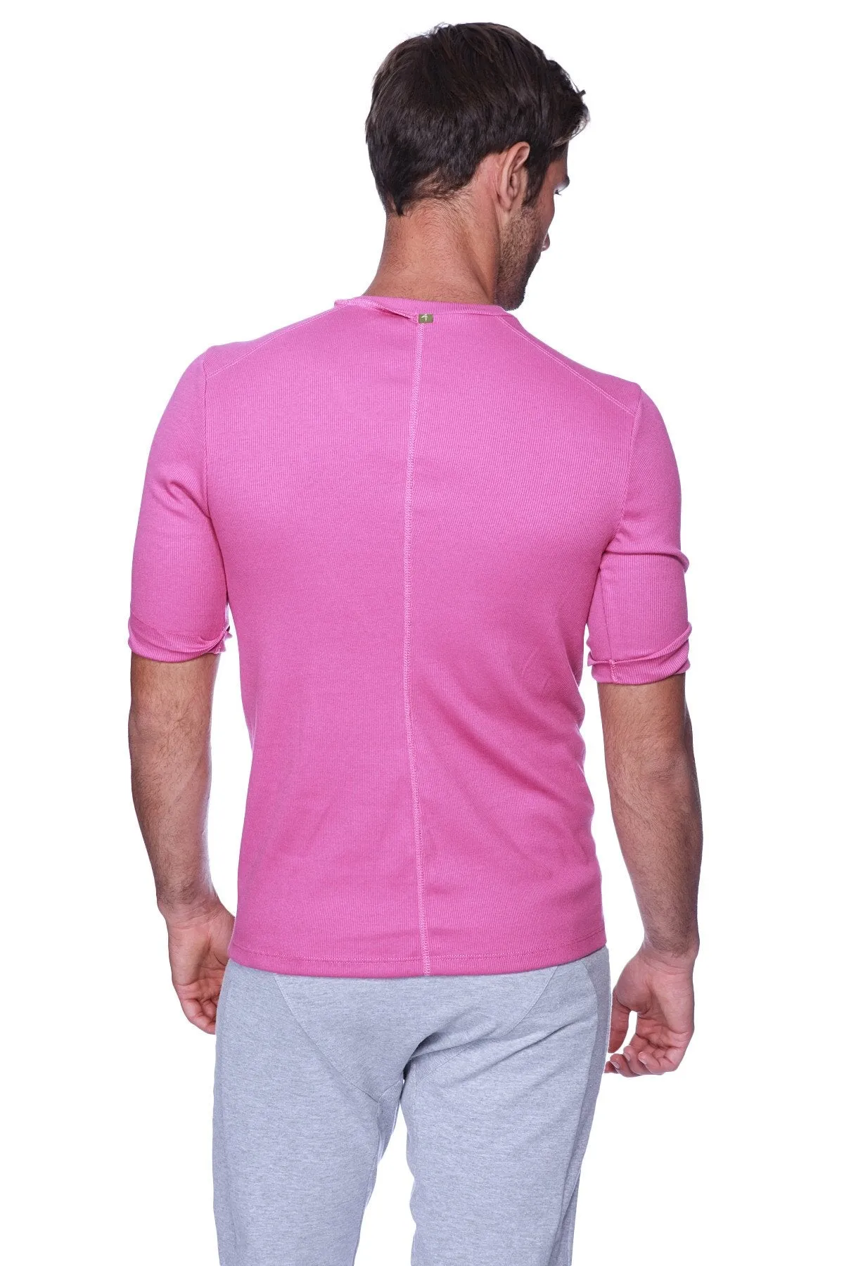 Hybrid V-Neck (Berry)