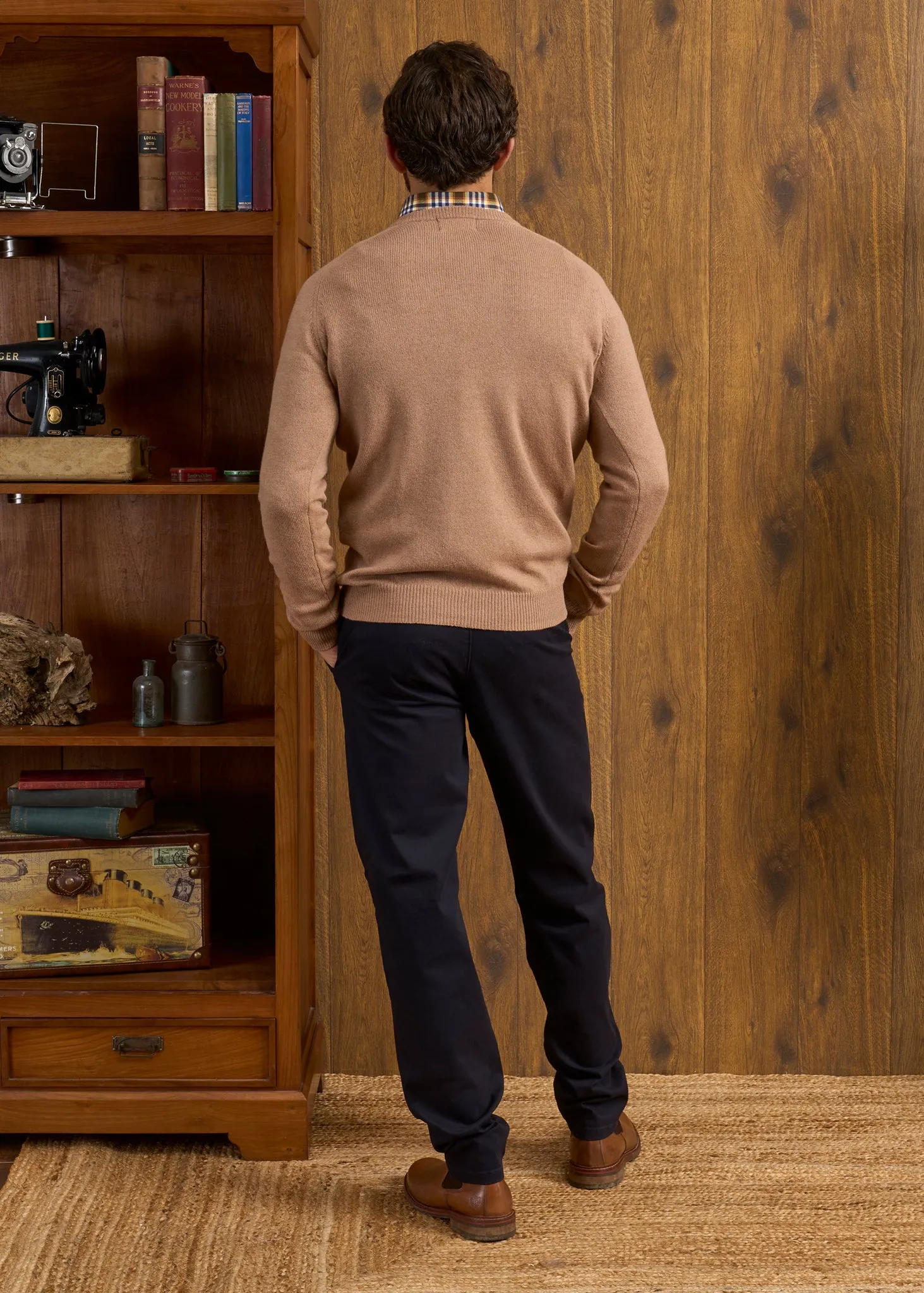 Kilsyth Men's Lambswool Jumper in Camel - Regular Fit