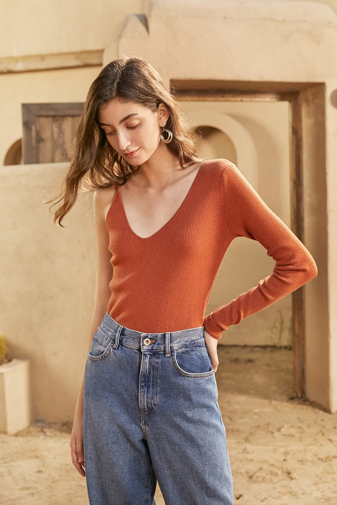 One-shoulder sweater | Asymmetric top | Street top