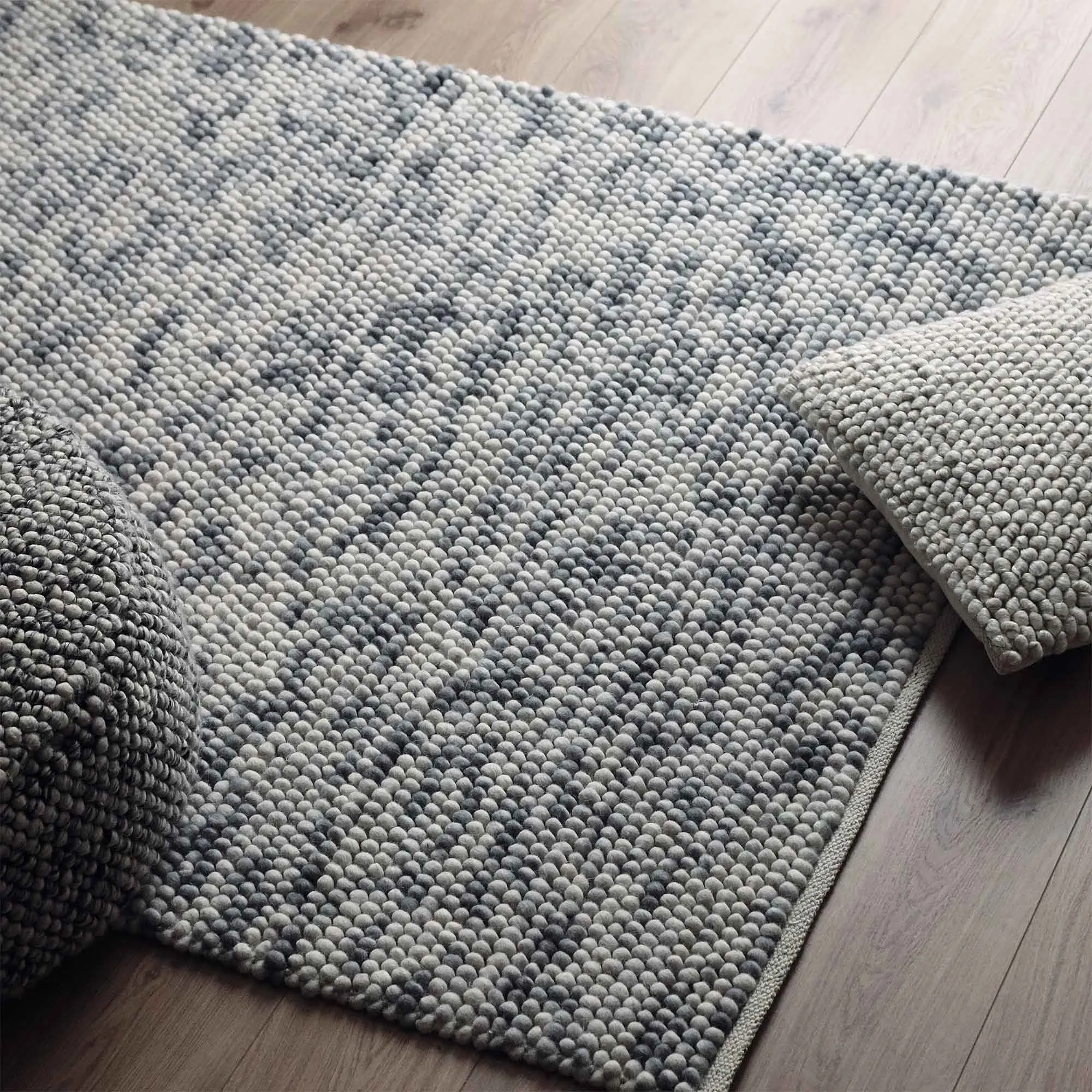 Ravi Wool Rug [Grey melange]