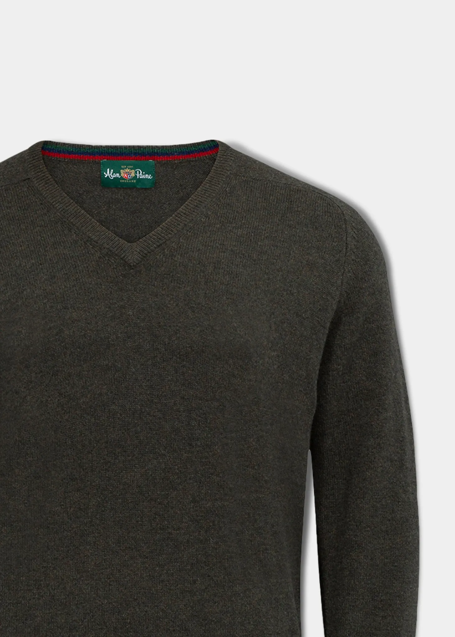 Streetly Men's V Neck Jumper In Seaweed - Classic Fit